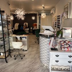 Nail Star & Organic Spa - Beautiful bright relaxing space!