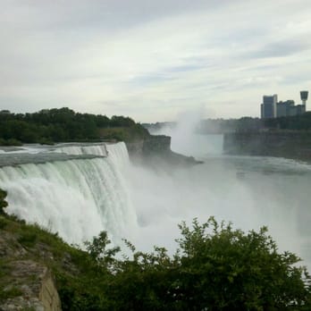 Rainbow Bridge - Landmarks & Historical Buildings Near Me - Niagara Falls, New York