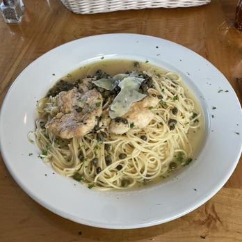 La Casetta - Chicken Piccata - Italian Near Me - New Bern, North Carolina La Casetta - Chicken Piccata - Italian Near Me - New Bern, North Carolina