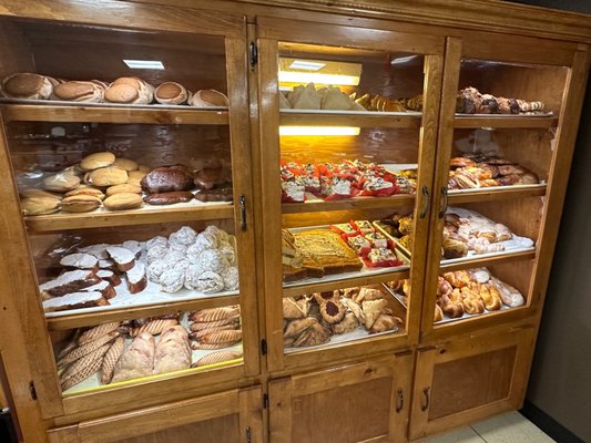 The Three Mothers Cuisine & Bakery by null