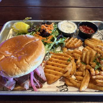 Brody's Restaurant - TRI-TIP SANDWICH and WAFFLE FRIES - Barbeque Near Me - Sacramento, California Brody's Restaurant - TRI-TIP SANDWICH and WAFFLE FRIES - Barbeque Near Me - Sacramento, California