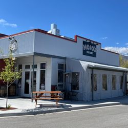 Mojo’s Eatery