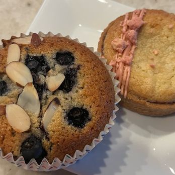 Fluff Bake Bar - Blueberry Almond Financier and Cherry Bakewell Tart - Bakeries Near Me - Houston, Texas Fluff Bake Bar - Blueberry Almond Financier and Cherry Bakewell Tart - Bakeries Near Me - Houston, Texas