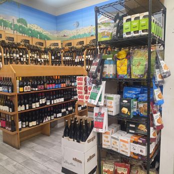 Los Olivos Grocery - Grocery Near Me - Los Olivos, California