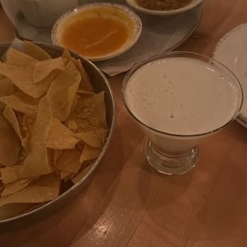 Bakersfield Penn Ave - Chips & Salsa Trio Chips & Guacamole Lemon drop martini - Cocktail Bars Near Me - Pittsburgh, Pennsylvania