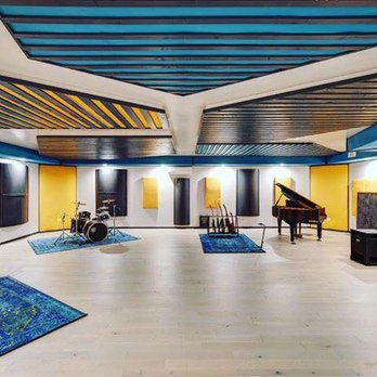 Hi-Five Studio - Recording & Rehearsal Studios Near Me - Milwaukee, Wisconsin
