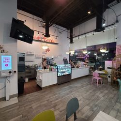 Sweet Talk - Interior