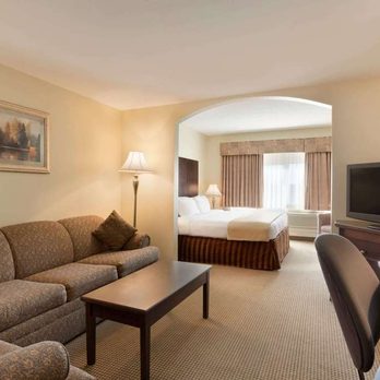 Days Hotel & Suites Lloydminster - Suite - Hotels Near Me - Lloydminster, Alberta Days Hotel & Suites Lloydminster - Suite - Hotels Near Me - Lloydminster, Alberta
