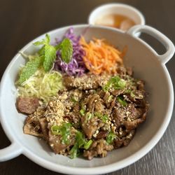 Dear Saigon - Pork vermicelli
