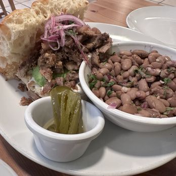Macizo Restaurant - Torta de carnitas - Peruvian Near Me - Indianapolis, Indiana