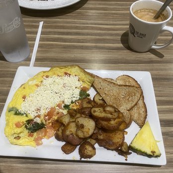 At The Diner - Greek Omelette! - Breakfast & Brunch Near Me - Orlando, Florida