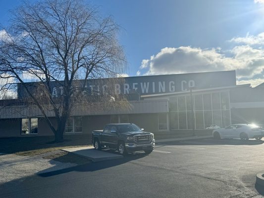 Athletic Brewing Company by null