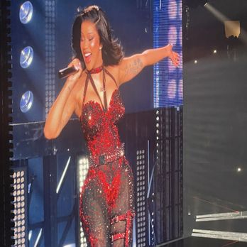 Acrisure Arena - Little Miss Drama Tour Night 1 was so fun!! Go Cardi! 02/11/26 - Music Venues Near Me - Palm Desert, California Acrisure Arena - Little Miss Drama Tour Night 1 was so fun!! Go Cardi! 02/11/26 - Music Venues Near Me - Palm Desert, California