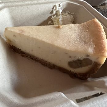 Snowpack Taproom & Pizzeria - Banana foster cheesecake - Bars Near Me - Conifer, Colorado