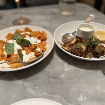 La Pecora Bianca - Rigatoni and artichokes - Bars Near Me - New York, New York La Pecora Bianca - Rigatoni and artichokes - Bars Near Me - New York, New York