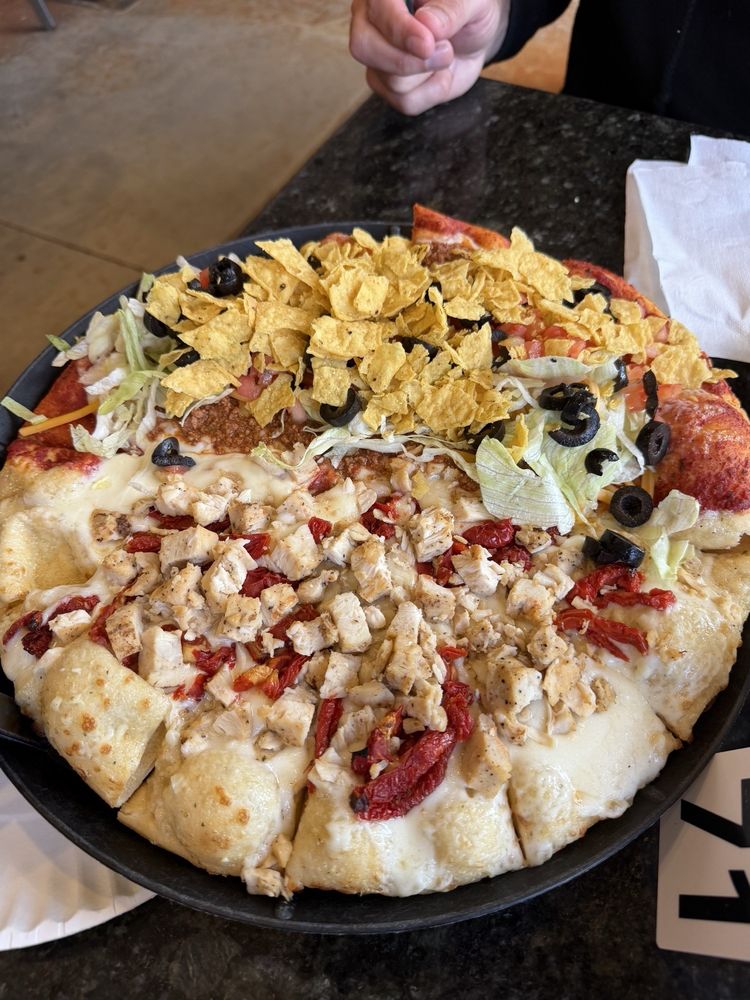Gearhart Bowl & Fultano's Pizza Logo