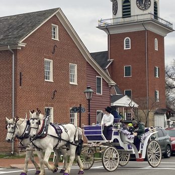 Old Economy Village - Horse drawn carriage at the Christmas festival - Museums Near Me - Ambridge, Pennsylvania Old Economy Village - Horse drawn carriage at the Christmas festival - Museums Near Me - Ambridge, Pennsylvania