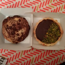 Truck 2 Food - Cookie marbré au chocolat et tartelette chocolat, caramel et pistache.