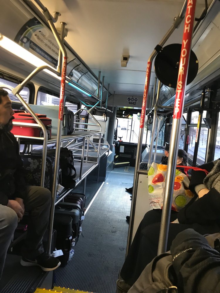 SEATTLE AIRPORT SHUTTLE Seattle, Washington Airport Shuttles