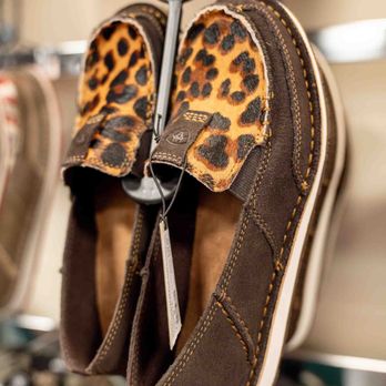 Ariat Outlet - Shoe Stores Near Me - Castle Rock, Colorado Ariat Outlet - Shoe Stores Near Me - Castle Rock, Colorado