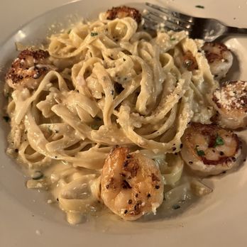 The Vault Restaurant - Fettuccine Alfredo with Shrimp - Cocktail Bars Near Me - Bakersfield, California The Vault Restaurant - Fettuccine Alfredo with Shrimp - Cocktail Bars Near Me - Bakersfield, California