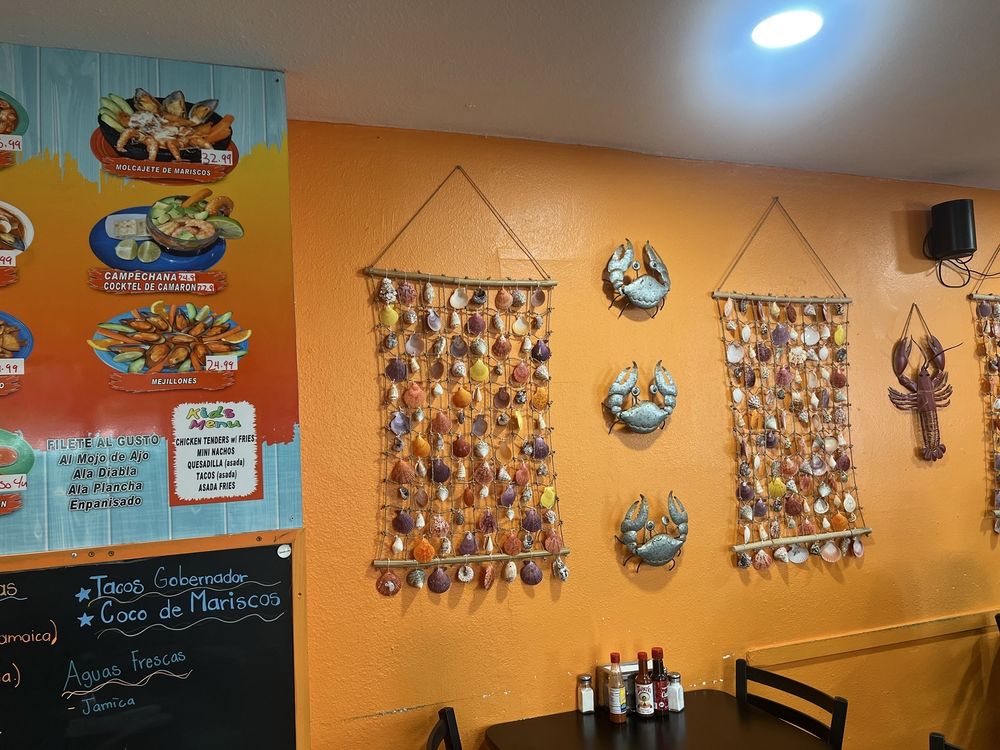Mariscos Mar y Tierra