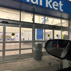 Walmart Supercenter - Closed!!!