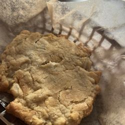 Banana Split - Macadamia nut cookies