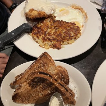 Claim Jumper Restaurants - American Near Me - Las Vegas, Nevada Claim Jumper Restaurants - American Near Me - Las Vegas, Nevada