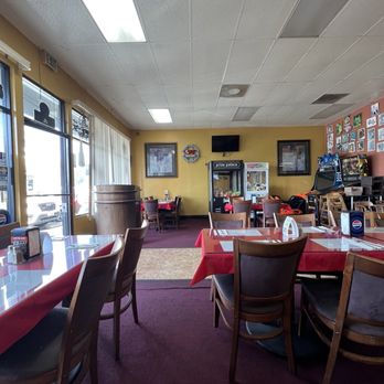 Rezzini's Pizzeria - Interior - Pizza Near Me - Long Beach, California Rezzini's Pizzeria - Interior - Pizza Near Me - Long Beach, California