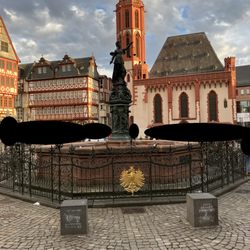 Gerechtigkeitsbrunnen - Justitiea-Brunnen - Gerechtigkeitsbrunnen
