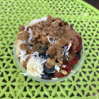 Toi Moi - a bowl of food on a green table - Desserts Near Me - Riverside, California