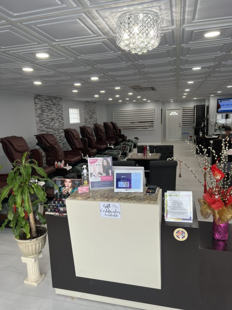 LENA FASHION NAILS 17 Reviews 8313 Washington St, Chagrin Falls