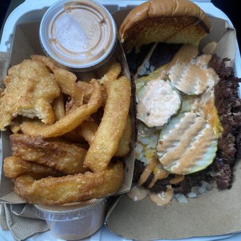 Small's Smash Club - Smash burger and onion rings - Burgers Near Me - San Clemente, California Small's Smash Club - Smash burger and onion rings - Burgers Near Me - San Clemente, California