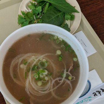 Green Apple PHOever - Pho Tai. Vegetable plate (bean sprouts, cilantro, - Korean Near Me - Chicago, Illinois