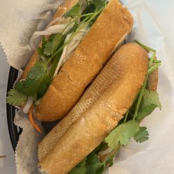 PHO NOM1NAL - Banh mi