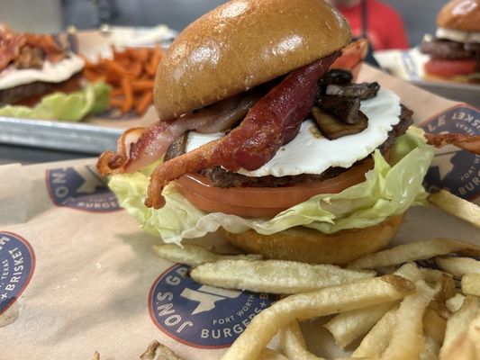 Jon's Grille by null