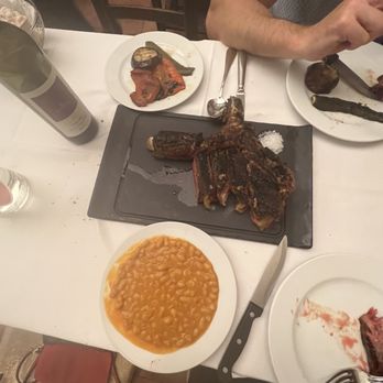Il Latini - Florentine steak, white beans stewed in tomatoes, and grilled vegetables. - Tuscan Near Me - Florence, FI