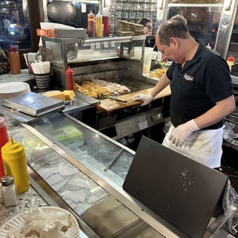 White Manna - Center - Burgers Near Me - Hackensack, New Jersey White Manna - Center - Burgers Near Me - Hackensack, New Jersey