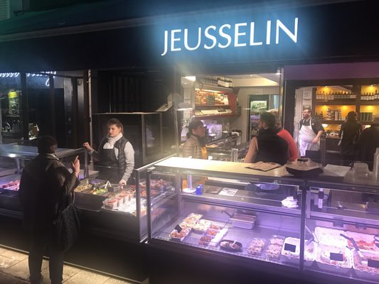 Jeusselin Traiteur by null