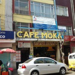 Laboratorio Labdic - Se encuentra entre la Farmacia y el Café Moka, está un poco escondido.