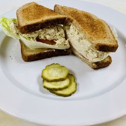 Avia Family Dining - Tuna Sandwich