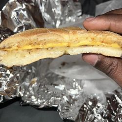 Elmont Deli & Grocery - Suppose to be 2 eggs and cheese on a toasted roll