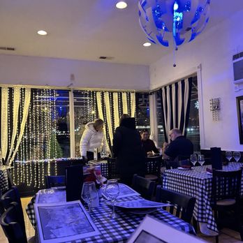 Bendita Cocina Argentinean Restaurant - Inside - Latin American Near Me - Palatine, Illinois