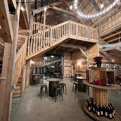 Seven Mile Winery - Loft in winery
