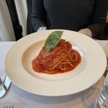 L'Osteria - Spaghetti Pomodoro - Italian Near Me - New York, New York