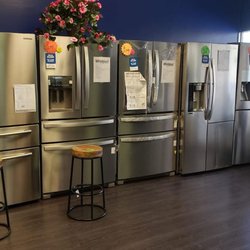 E & J Liquidation Center