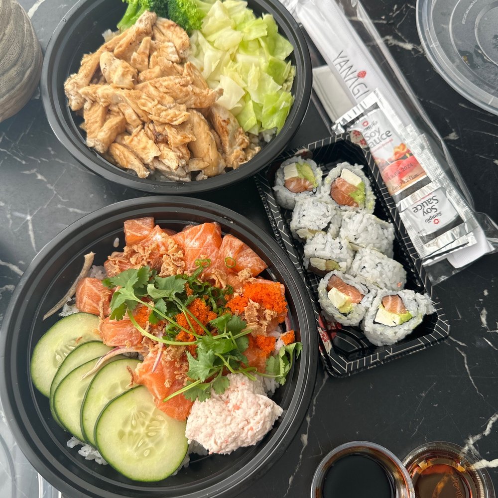 Yanagi Kitchen Long Beach - Salmon Poke Grilled Chicken Teriyaki Bowl (White Meat) Philadelphia Roll - Sushi Bars Near Me - Long Beach, California Yanagi Kitchen Long Beach - Salmon Poke Grilled Chicken Teriyaki Bowl (White Meat) Philadelphia Roll - Sushi Bars Near Me - Long Beach, California