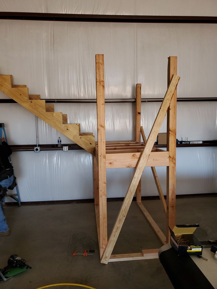 Slide of Puentes Roofing and Construction