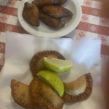 Rincon Criollo - Beef empanadas with Fried Sweet Plantains - Cuban Near Me - Huntington Station, New York Rincon Criollo - Beef empanadas with Fried Sweet Plantains - Cuban Near Me - Huntington Station, New York